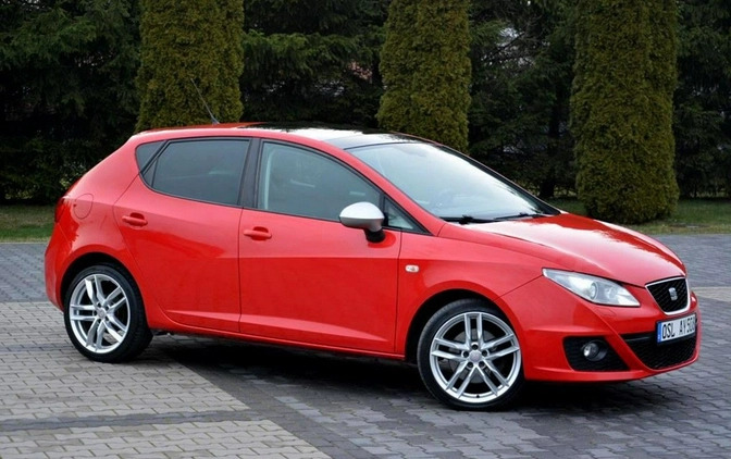 Seat Ibiza cena 26900 przebieg: 234100, rok produkcji 2012 z Borne Sulinowo małe 596